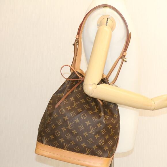 LOUIS VUITTON Monogram Noe Shoulder Bag M42224 - Picture 12 of 16